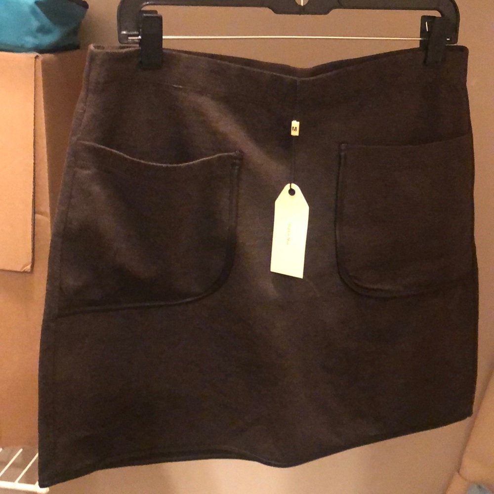 Beautiful Brow Skirt Nice feel